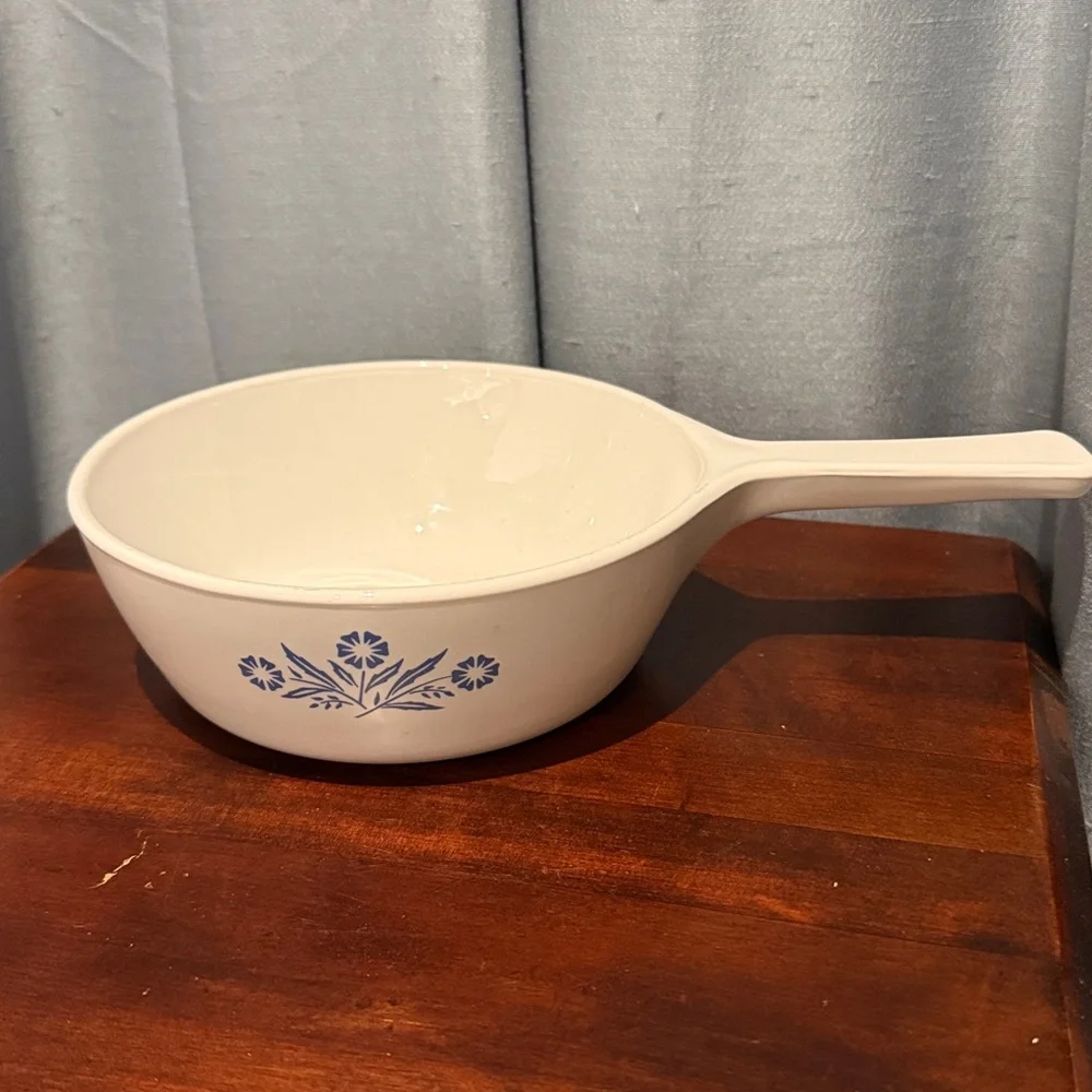 1960s Vintage Corning Ware P-81-B 1 Pint Pt. Blue Cornflower Menuette Pan